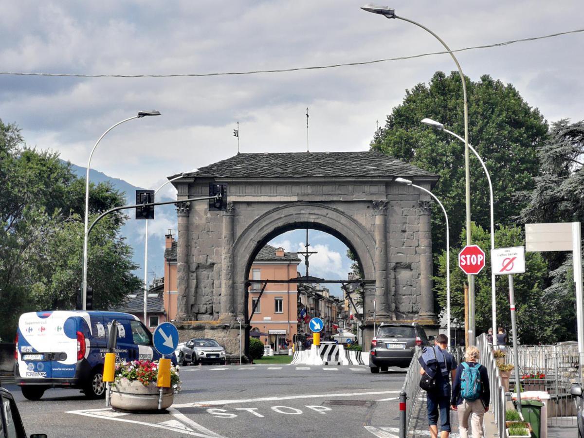 Apartament A Casa Di Gio Aosta Zewnętrze zdjęcie