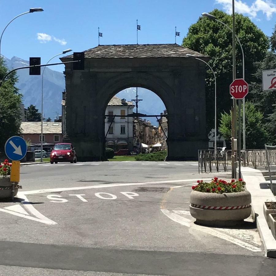 Apartament A Casa Di Gio Aosta Zewnętrze zdjęcie